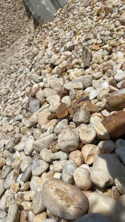 Medium (1” to 2”) White River Rock - $295 per yard