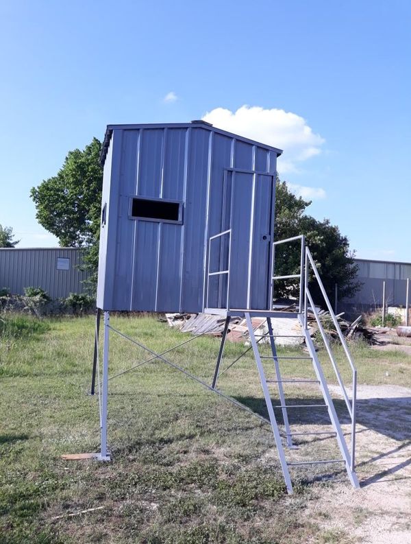 Deer stand 2000 customs for Sale in Hockley, TX OfferUp