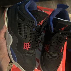 Jordan 4 Size 9