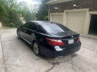 2011 Lexus LS 460