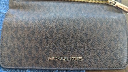 Michael Kors Jet Set Large Logo Tri-fold Wallet