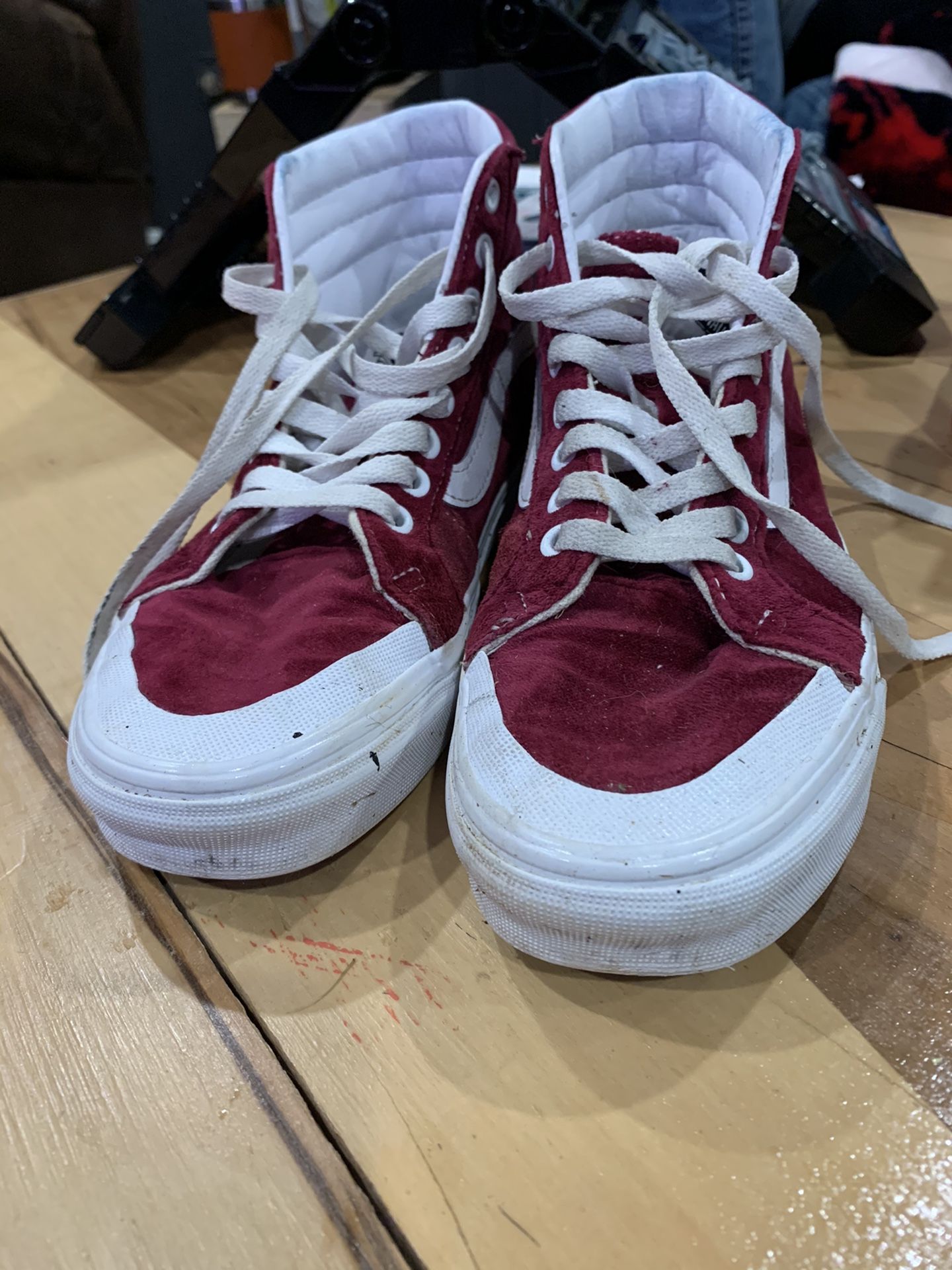 Red Velvet Size Woman’s 7 Vans