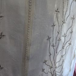 Moroccan Bridal Or Engagement White And Silver Stones Caftan