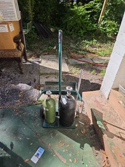Welding Gas Cylinder Cart with Two Tanks