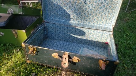 Trunks, storage trunks, or Treasure chests
