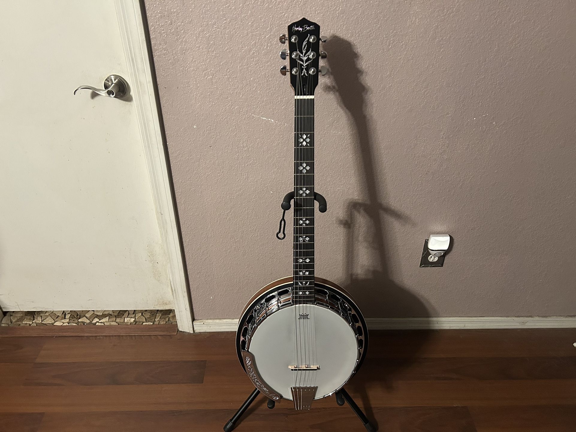 Harley Benton BJ-65Pro 6 String Banjo/banjitar Dark cherry sunburst