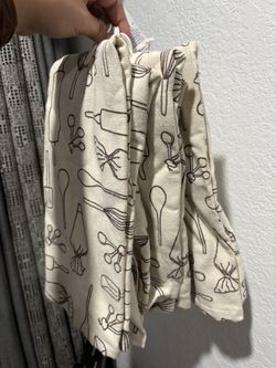Set of Kitchen Towels ā Cooking Utensil Print ā $5