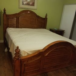 Cal King Bedroom Set 