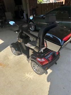 VEVOR BL350-19 Heavy-Duty Mobility Scooter – Used Twice