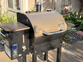 Camp Chef DLX pellet grill