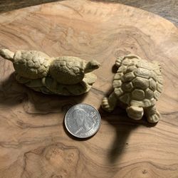 Vintage Pair Turtle Fiqures 