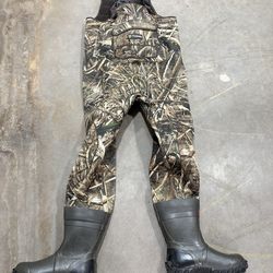 New!!! Tide We fishing waders size 9w