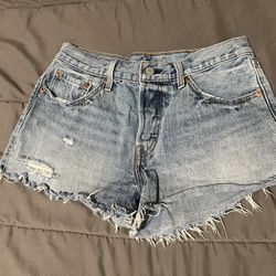Women’s Levi 501 Shorts