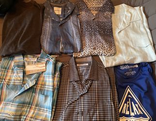 Lot Of Tommy Bahama Shirts (medium)