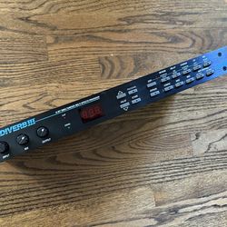 Alesis Midiverb 3 III 16-Bit Vintage Digital Effects Processor Reverb Delay