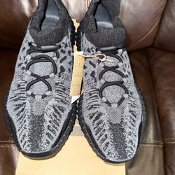 Adidas Yeezy Compact Knit (Onyx)