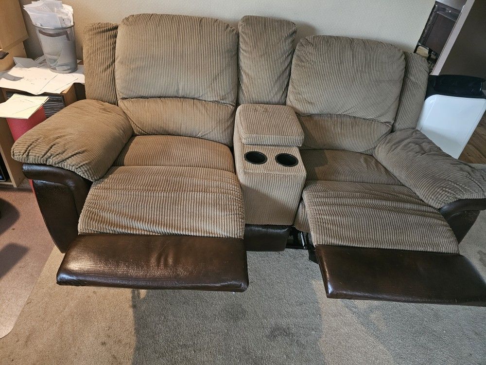Recliners couches 
