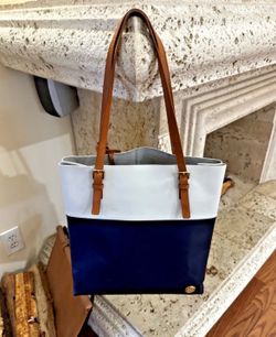 Vince Camuto Large Two-Tone White/Navy Colorblock Leather Tote