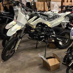 Coolster XR125 Youth Dirt Bike 4 Speed Semi Auto Clutchless