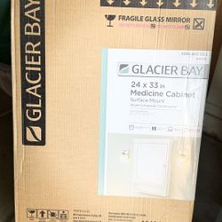 🛁 Brand New Glacier Bay Medicine Cabinet (24" x 33")