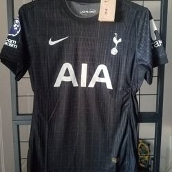 Nike Mens JERSEY'S Futbol Diferents clubs Size M L Xl https://offerup.com/redirect/?o=Tm8udHJhZGU=
