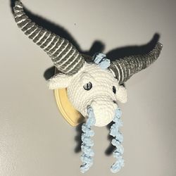 Ice Dragon Mounted Head