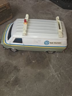 Vintage mountain bell van toy