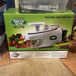 Green Star Elite Masticating Juicer