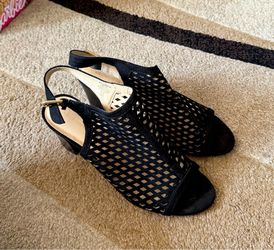 Women’s Stylish Heels Size 8