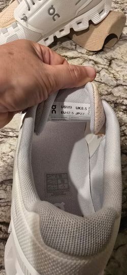 On cloud 5, running shoes, white, US M9