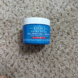 Kiehls Ultra Facial Oil Free Gel Creme