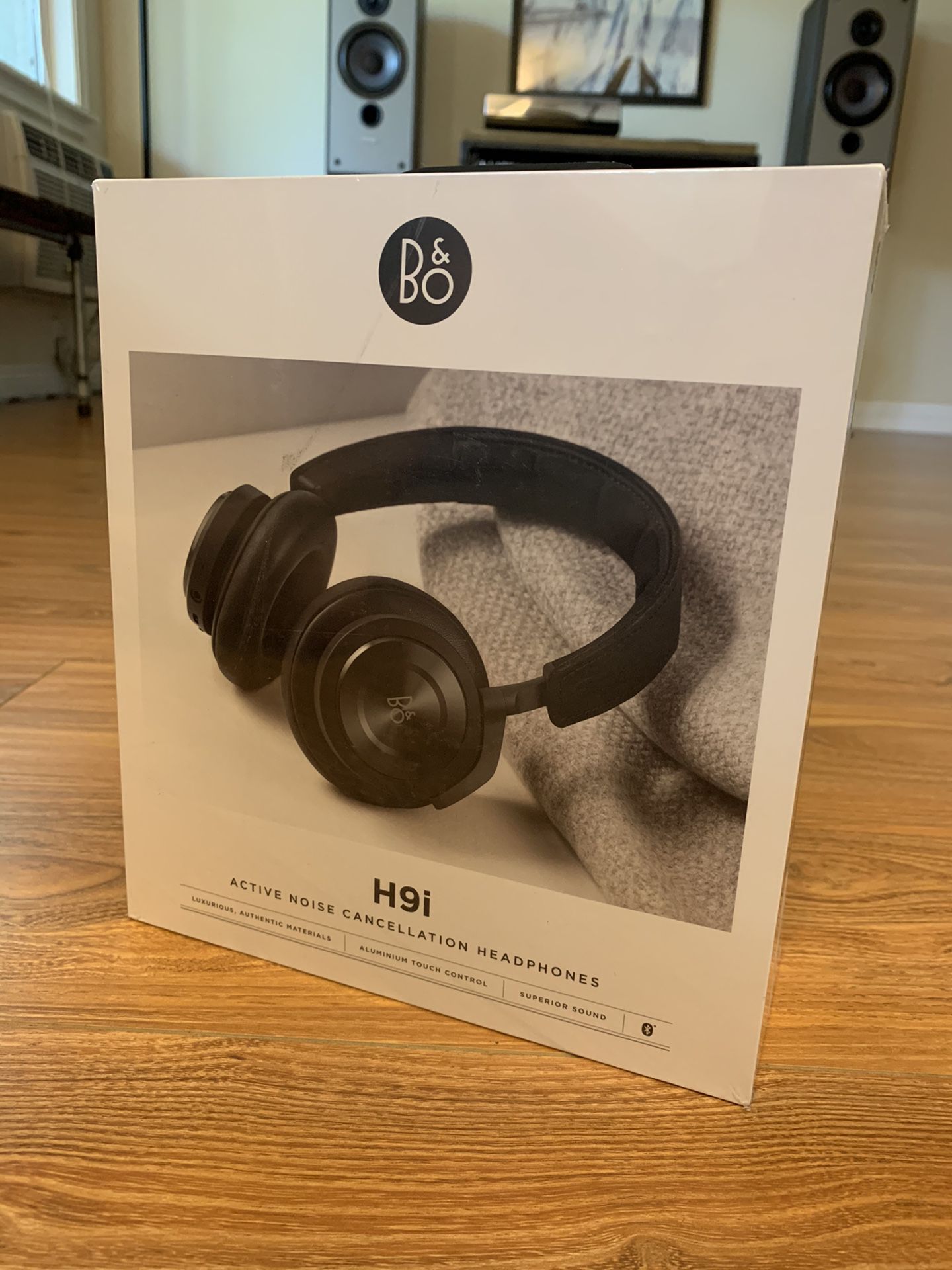 Bang & Olufsen Beoplay H9i Noise Cancellation Bluetooth Headphones
