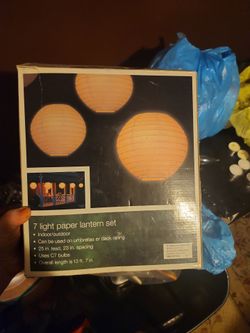 Paper lantern set for outdoor use