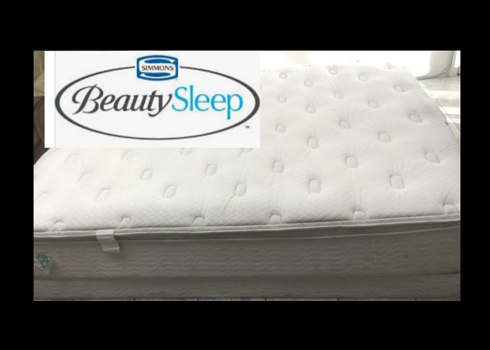 Simmons Pillow Top Queen Mattress with FREE Box Spring