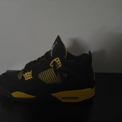  jordan 4  retro yellow thunder size 10