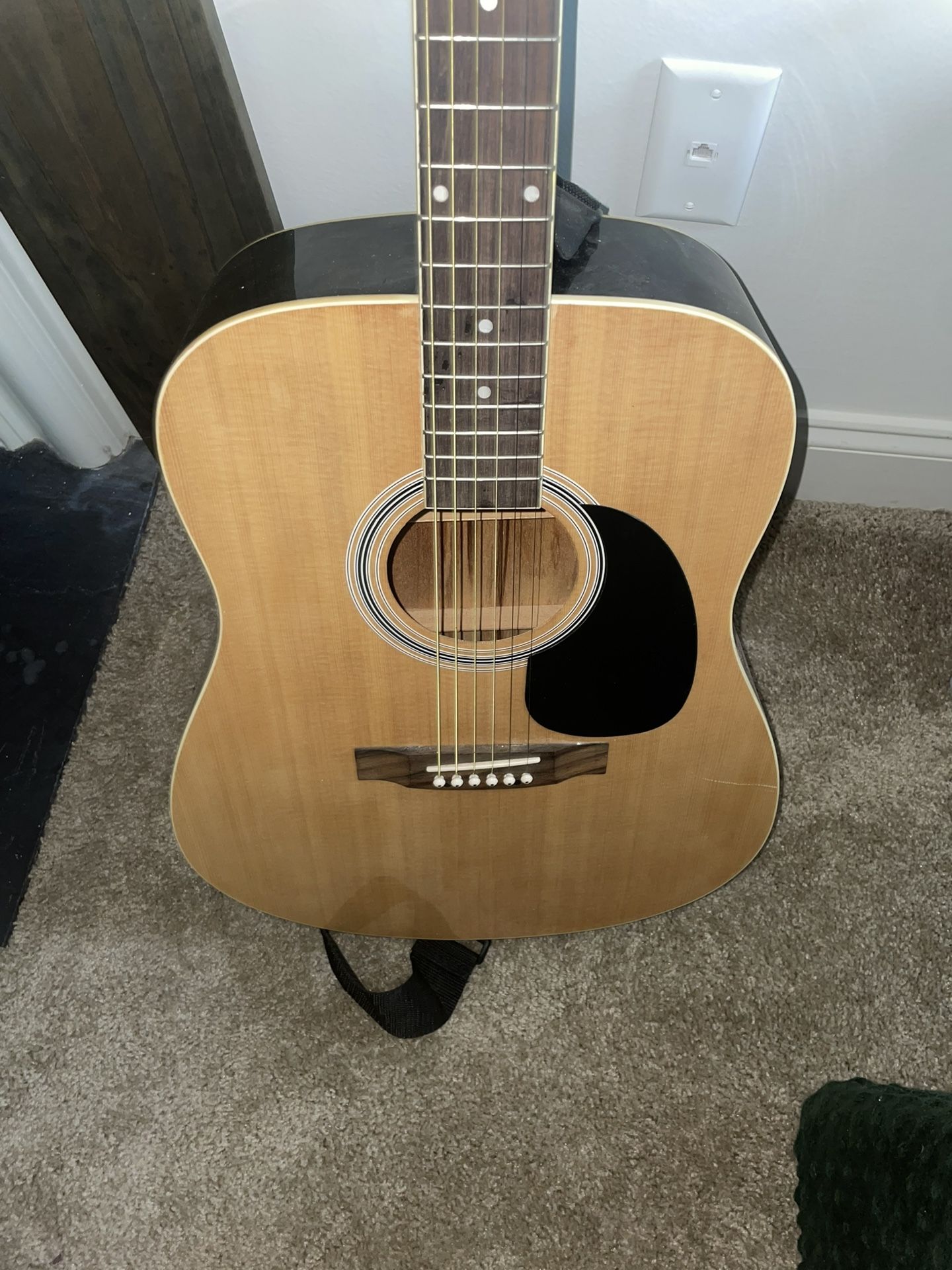 Maestro Acoustic guitar