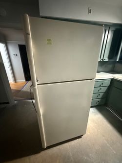 Kennire Refrigerator