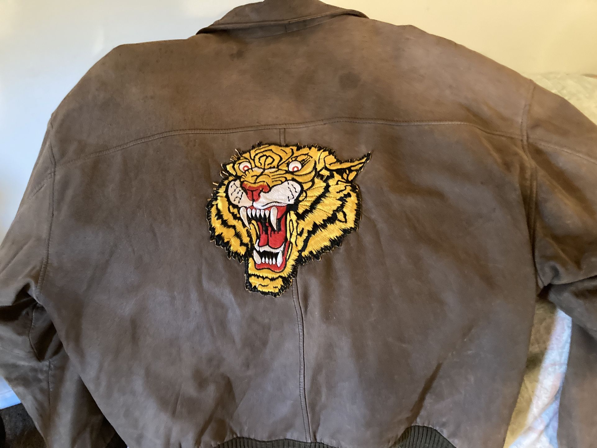 Men’s XL Bomber Jacket