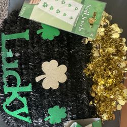 St Patrick’s Decir And Nail Decir And Ball Etc Fun$9 ALL. ☘️