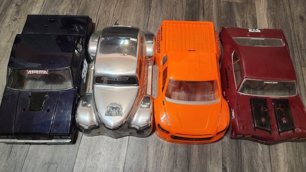 Rc body lot 1/10, sct, no prep drag (Pro-Line, jconcepts, slash, senton)
Used condition
Orange truck body is proline. But not sure if the other bod