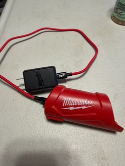 Milwaukee M12 top off