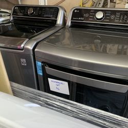 New Open Box LG Washer/Dryer Electric Set 