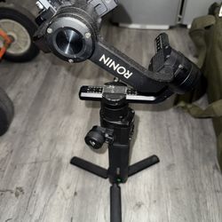 DJI RONIN-S GIMBAL  With1 Battery $$75