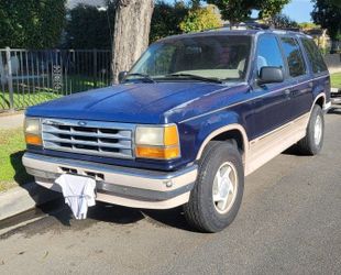 1993 Ford Explorer Eddie Bauer Suv 4
Door V6 Engine