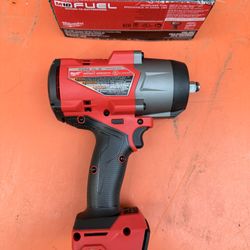 Milwaukee M18 FUEL 2967-20 1/2" High Torque Impact Wrench