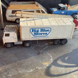 Vintage Ertl International Big Blue Stores Semi