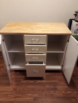 Kitchen cart with wheels