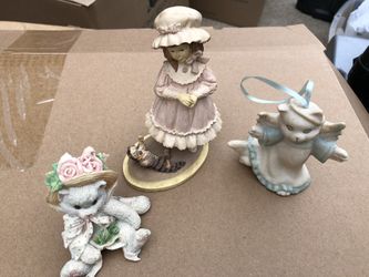 Betty Chaisson “Making Friends” and Calico Kittens Collectibles Figurines