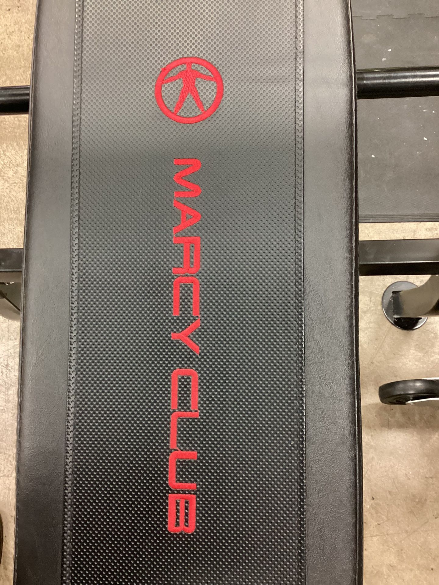Marcy Bench With Leg Curl And Preacher Curl Attachment( Bar Is Included