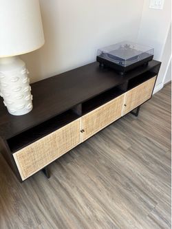Sideboard/media cabinet
